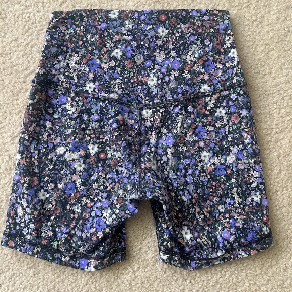 Lululemon Align High-Rise Short 6" Flower Burst Multi Size 4 - Picture 7 of 8